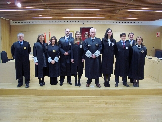 El presidente del TSJCyL, José Luis Concepción, con los nuevos jueces